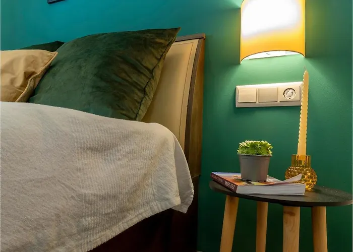 Wild Deer בנסקו